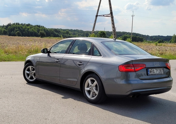 Audi A4 cena 43900 przebieg: 348000, rok produkcji 2012 z Pionki małe 704